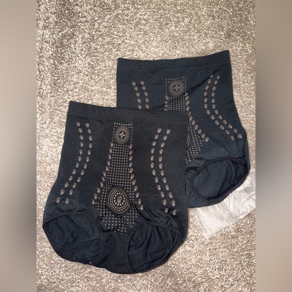 Bundle of 4 Black Geometric Women’s High Rise Panties
